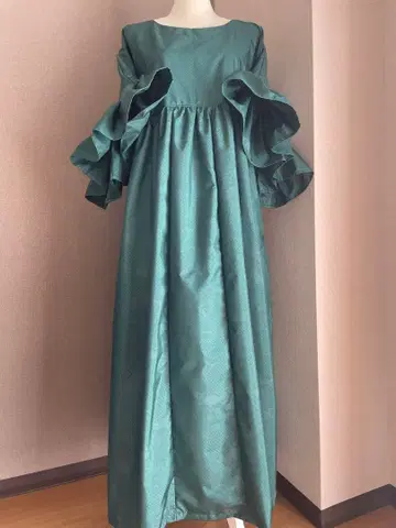 기모노 리메이크 오시마 명주 프릴 소매의 넉넉한 원피스 에메랄드 그린