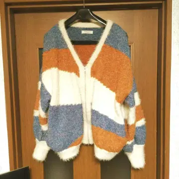 울 복슬복슬 스트라이프 지퍼 가디건