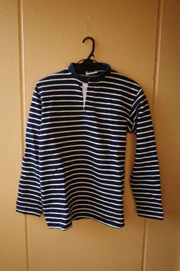 BARBARIAN 긴팔 피케 셔츠 네이비와 화이트