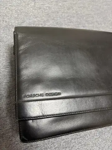 포르쉐 디자인 PORSCHE DESIGN 클러치백 천연 가죽 (중고)