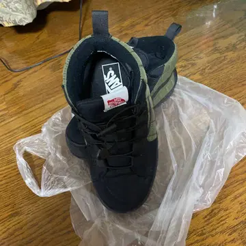 [ vans ] 새상품급 스노우 부츠 겨울용 남녀 공용 모스그린 24cm