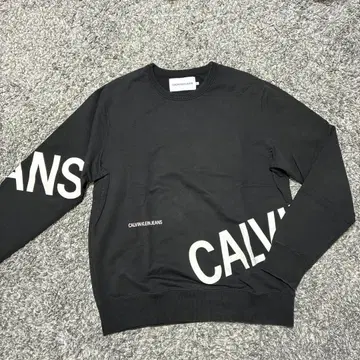 Calvin Klein 트레이닝복 맨투맨