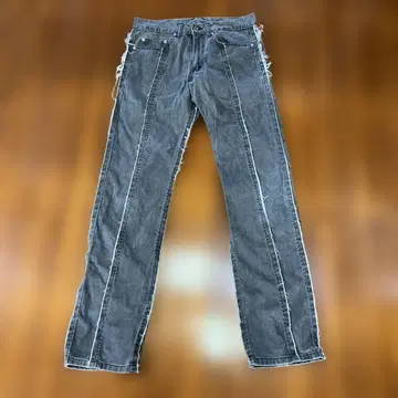 레어 20471120 HYOMA 워시드 가공 데님 팬츠