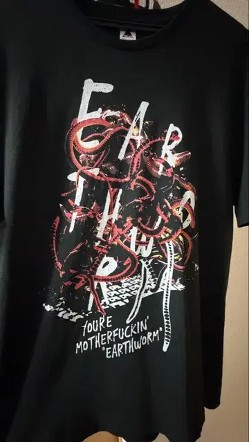 EARTHWORM DEXCORE 티셔츠