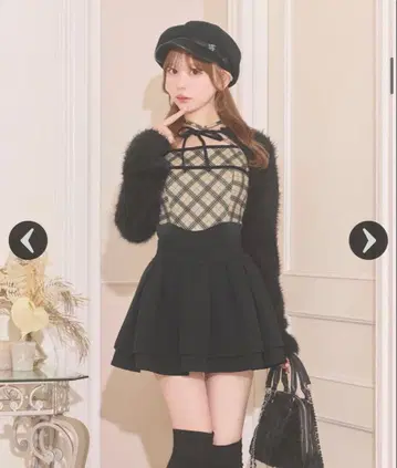 미셸 마카롱 슬림 레그 스커트 S 사이즈