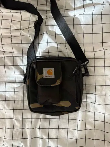 Carhartt 숄더백