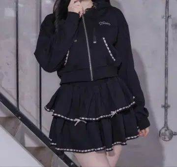 pium 사다리 레이스 프릴 후드티 세트 셋업 블랙 핑크