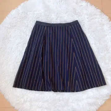 미쉘클랑 무릎 기장 플레어 스커트 스트라이프 네이비 골드 40 면