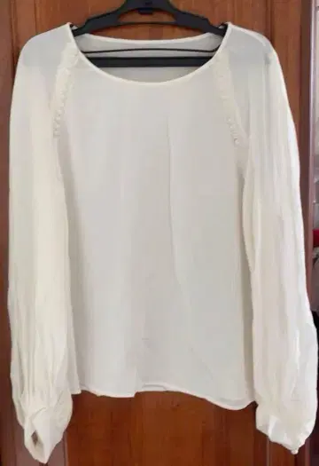 화이트 긴팔 블라우스 XL 사이즈