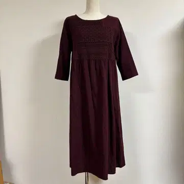 버건디 7부 소매 원피스