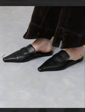 ADAM ET ROPE 로퍼 뮬 블랙 37 23.5