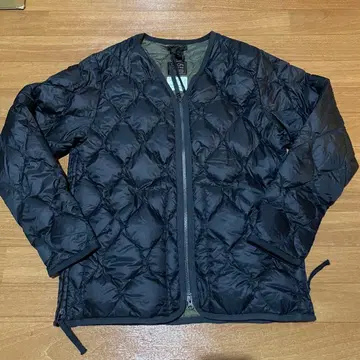 TAION V NECK ZIP JACKET M