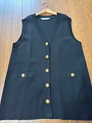 햄스테드 블랙 니트 베스트