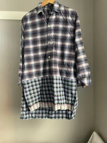 도킹 풀오버 옴브레 셔츠