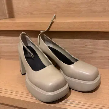 아이보리 플랫폼 하이힐 JP 25cm