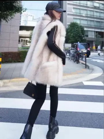 그램립스 SUEDE 본딩 FUR 베스트