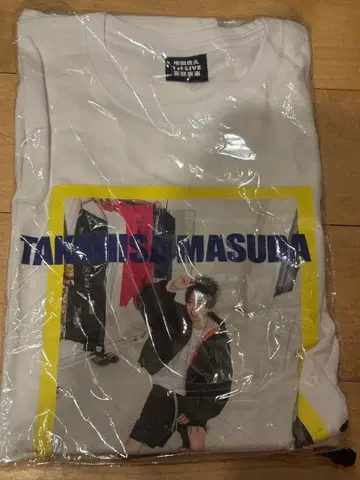 NEWS 마스다 타카히사 희로애락 굿즈T셔츠 (희) 사진 프린트T