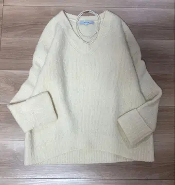 새상품급 언타이틀 포근한 풀오버 니트 아이보리 2