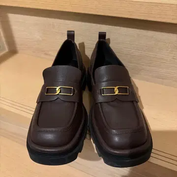 브라운 천연 가죽 로퍼 골드 버클 JP25cm