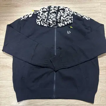 여성용 스웨터 블랙 WAAC