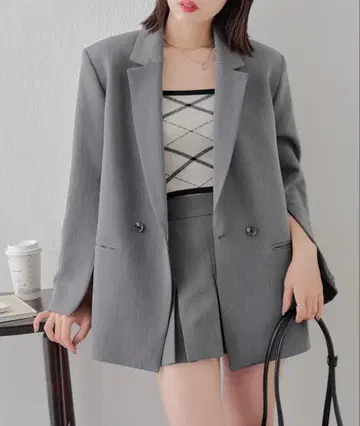 chico 소매 슬릿 오버 사이즈 자켓 그레이