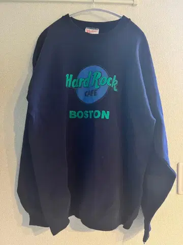 Hard Rock Cafe 네이비 트레이닝복