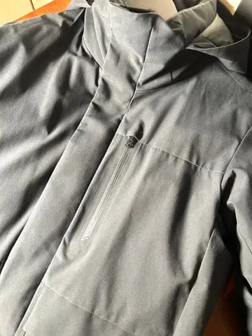 새상품급 유니클로 하이브리드 다운 파카 블랙