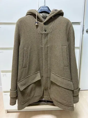 DRIES VAN NOTEN 체크 무늬 후드 부착 아우터