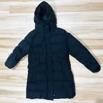 새상품급 PYRENEX 후드 부착 다운 자켓 블랙