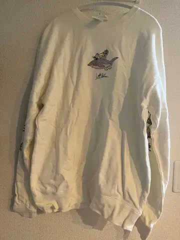 Left Alone 화이트 트레이닝복