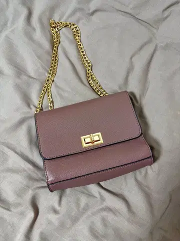 핑크 베이지 숄더백 플랩식