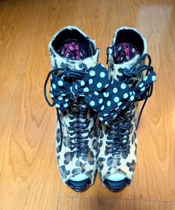 아이언 피스트 러브 바이트 레오파드 무늬 부츠