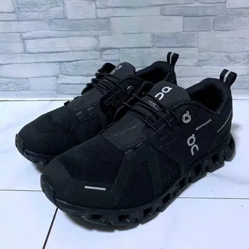 컨디션 최상 On 온 클라우드 5 워터프루프 경량 방수 블랙 23.5