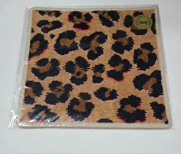 페이 레오파드 손수건 미개봉