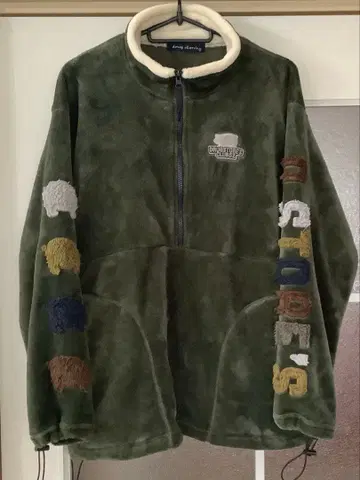 드럭 스토어즈 플리스 상의