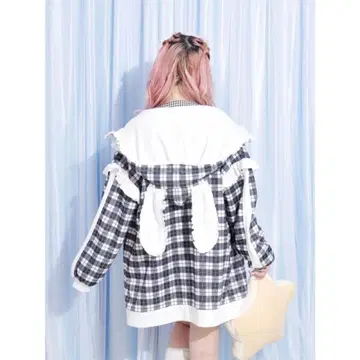 노에미 토끼 귀 요크 프릴 체크 후드티