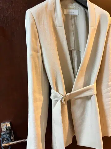 allureville 노카라 자켓 허리 벨트 포함 크림