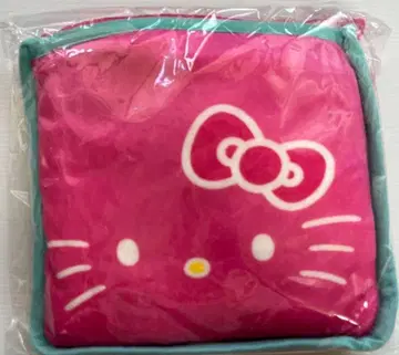 서티원 31 수납 포켓 포함 담요 헬로키티 키티