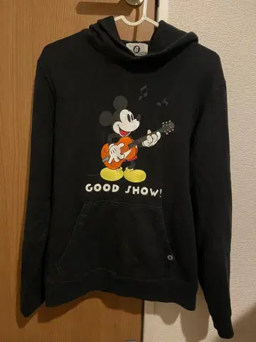 good enough 미키마우스 후드 맨투맨