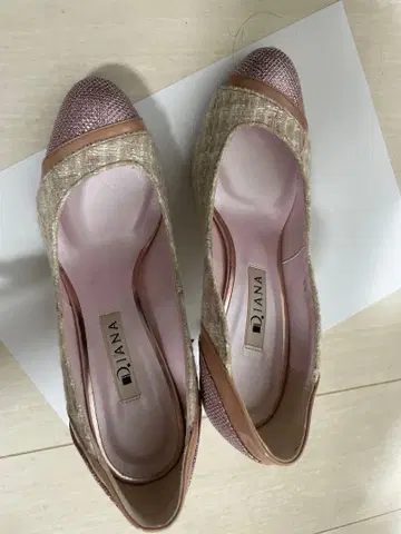 D.JANA 베이지 핑크 하이힐 펌프스