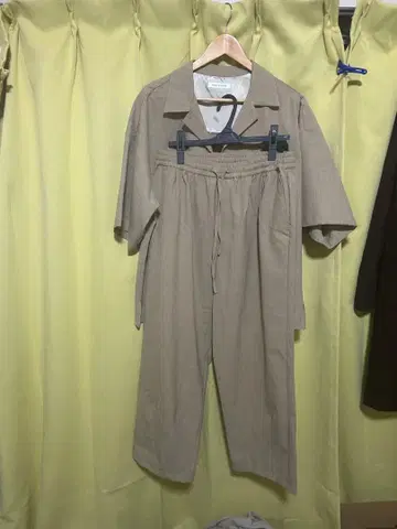 야마다 료스케 착용 프릭스스토어 셋업