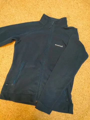 몽벨 mont-bell 얇은 소재 플리스