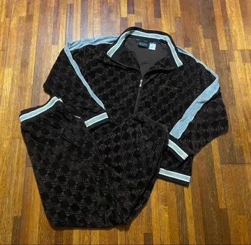 션 존 모노그램 셋업 XXL