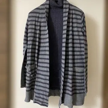 이리제 스트라이프 가디건과 터틀넥 세트