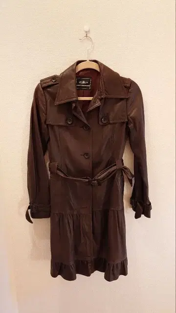 그레이스 콘티넨탈 브라운 가죽 트렌치코트
