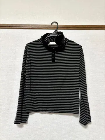 후드 부착 버튼 부착 보더 긴팔 티셔츠 한국