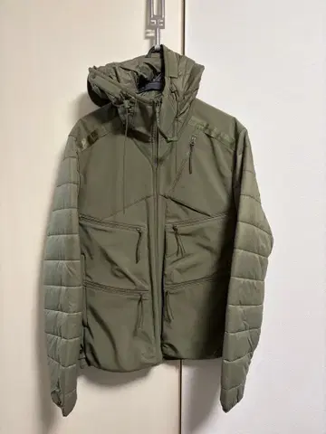 씨피 컴퍼니 고글 자켓