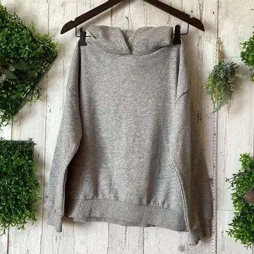 평평하게 놓았을 때 가슴 너비 57, 소매 폭 19