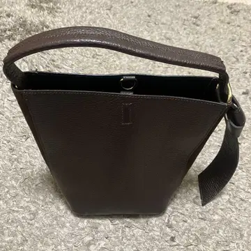 마르코 비앙키니 다크 브라운 가죽 핸드백