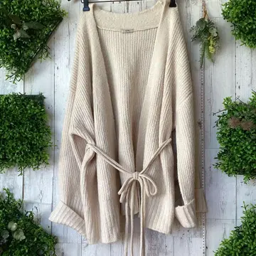 평평하게 놓았을 때 가슴 너비 78